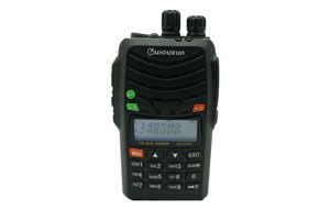Портативная VHF/Satcom рация Wouxun KG-UV7D